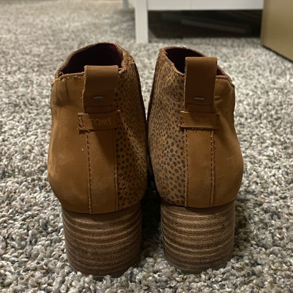 TOMS Booties - Picture 3 of 5